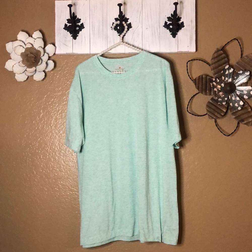 4/$25 Large island shores Men T-shirt